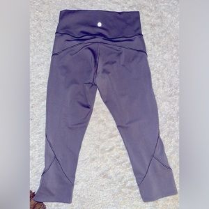 Lululemon yoga pants